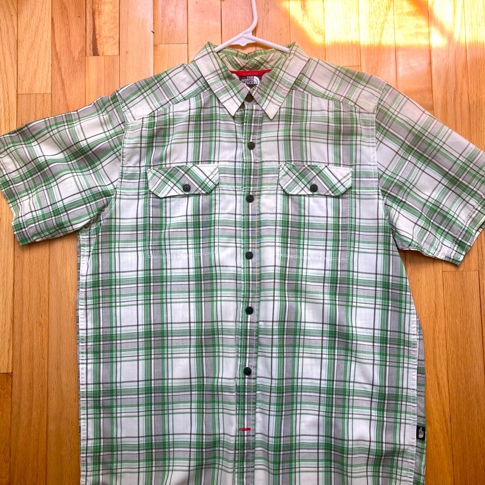 Bundle of North Face Men’s Button Down Cotton Polos